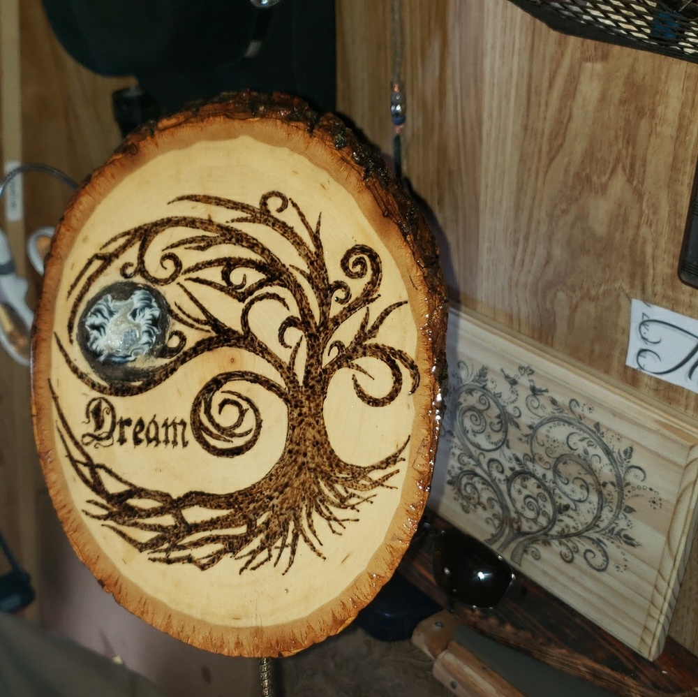 Wood burned decor
